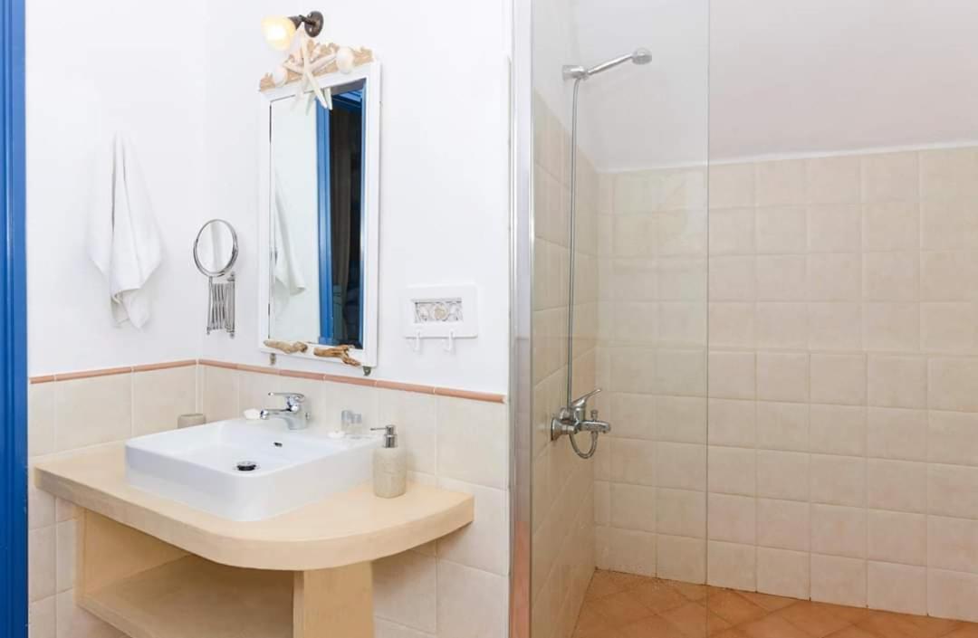 Aspro Mple Apartment Astypalaia Bagian luar foto